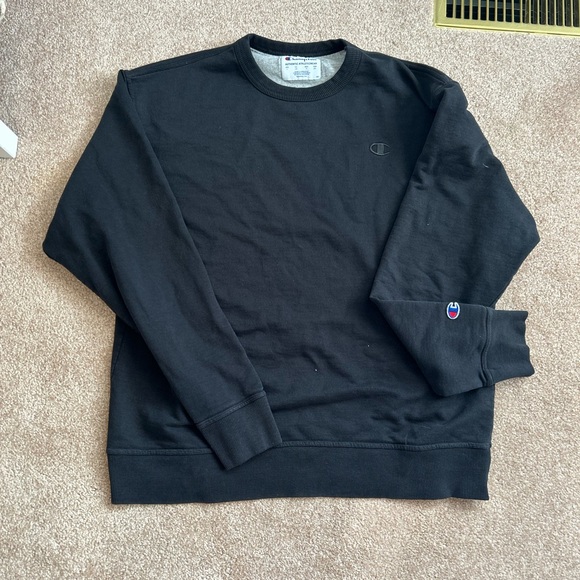 Champion black crew neck size large! - Picture 3 of 4